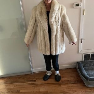 Silver Fox jacket. Size 12, vintage